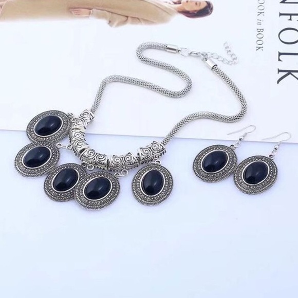 Black Gemstone Necklace and Earring Set - Picture 1 of 2